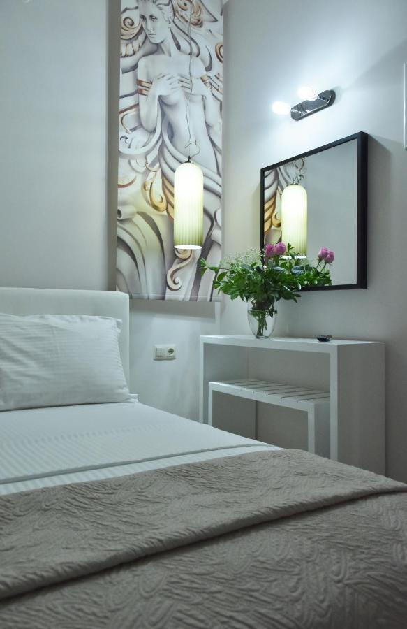 Aparthotel Cross Plaza à Stavros  Extérieur photo